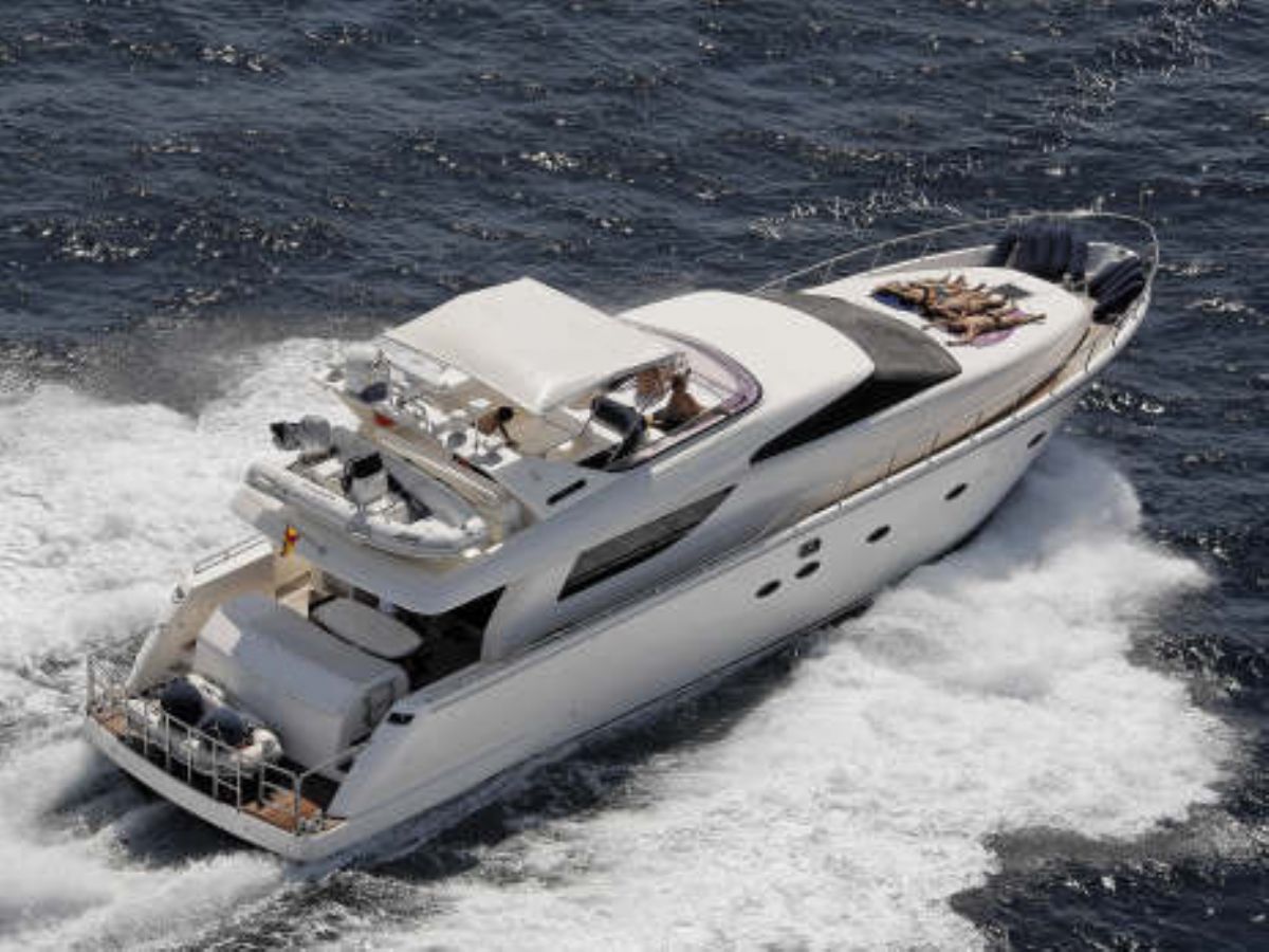 Motor Yachts for sale including used Sunseeker, Princess, Ferretti, San ... Motor Yachts for sale including used Sunseeker, Princess, Ferretti, San ...
