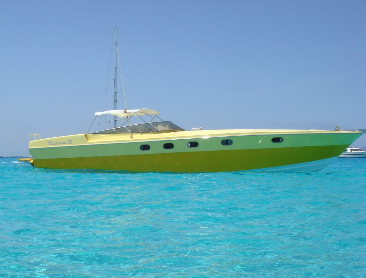 Magnum Marine 56