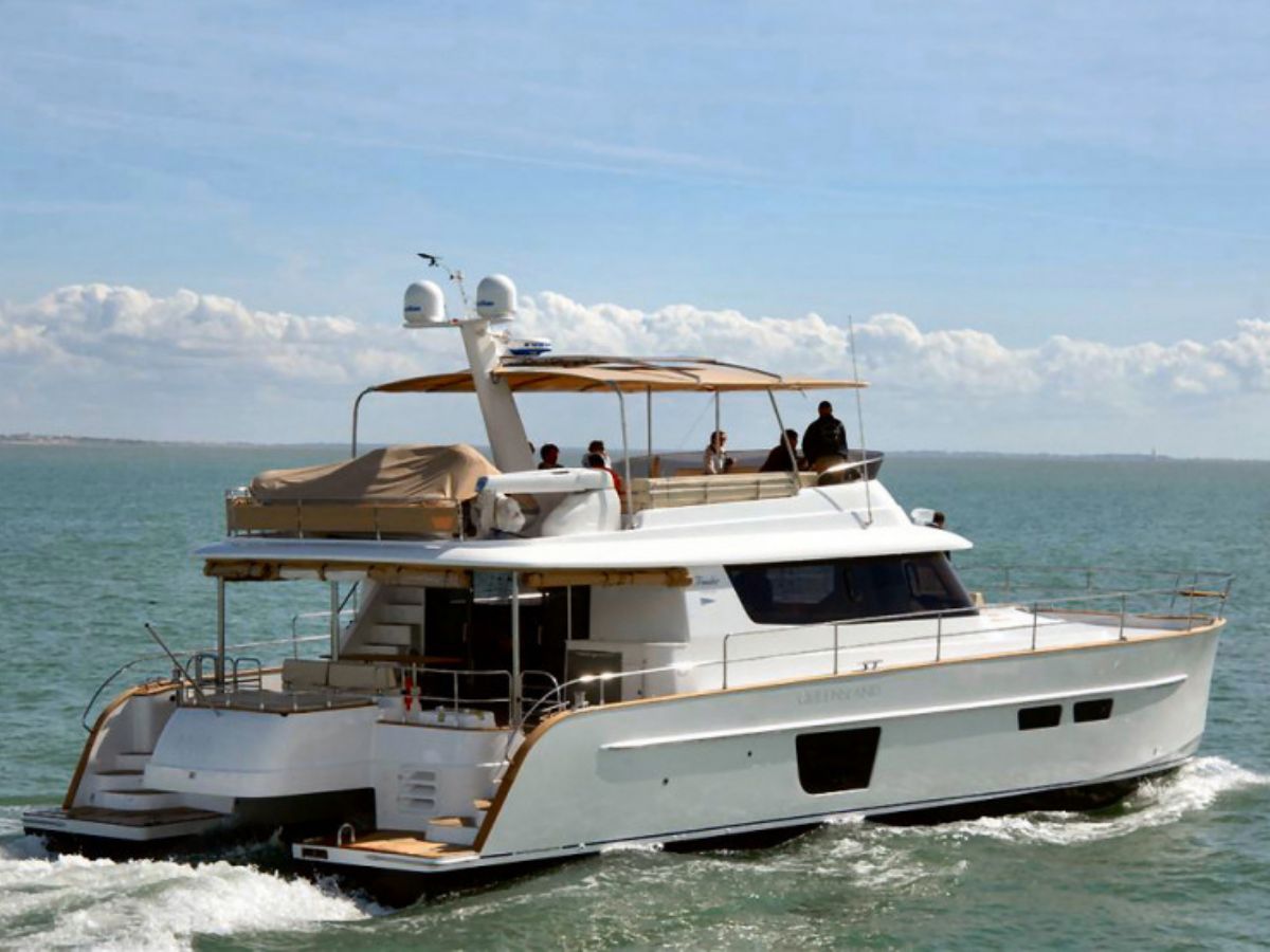 Fountaine Pajot Queensland 55