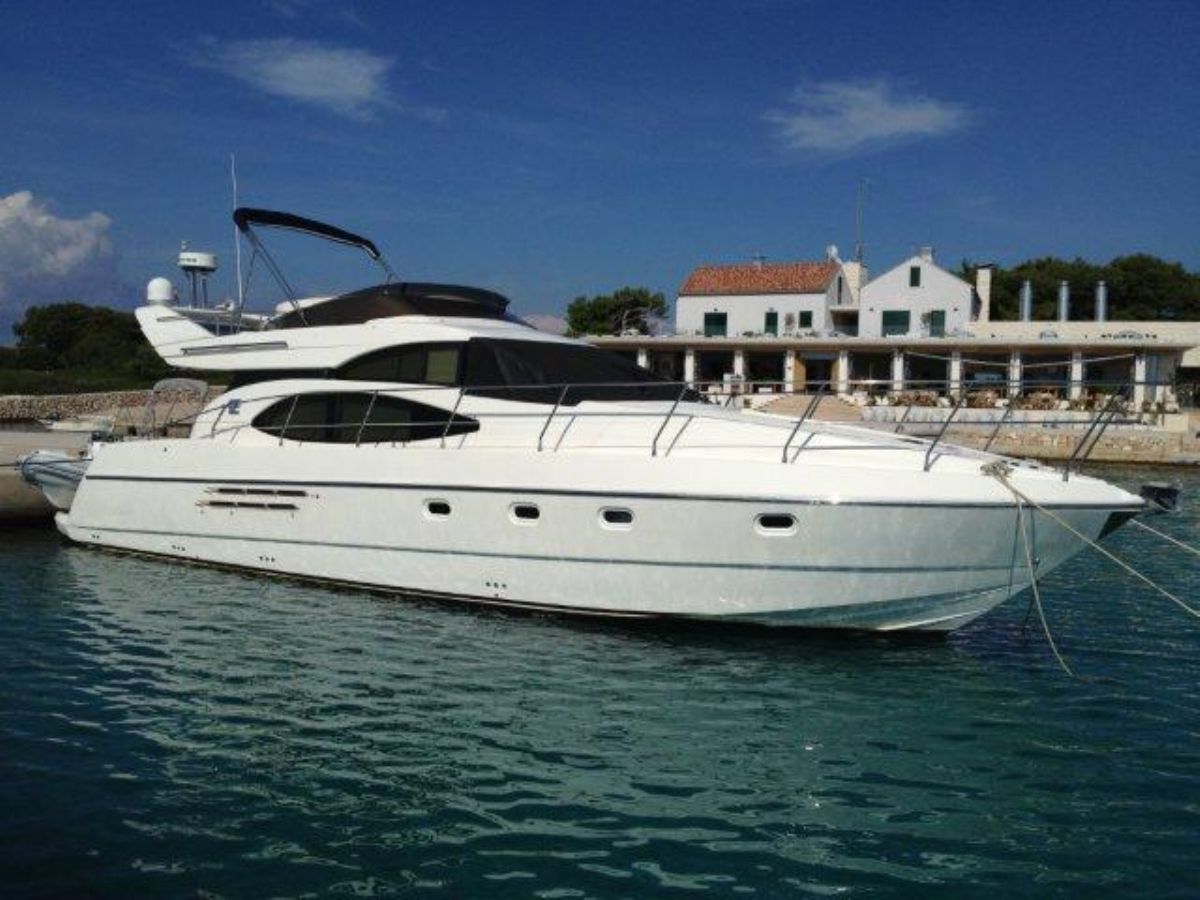 Azimut 52