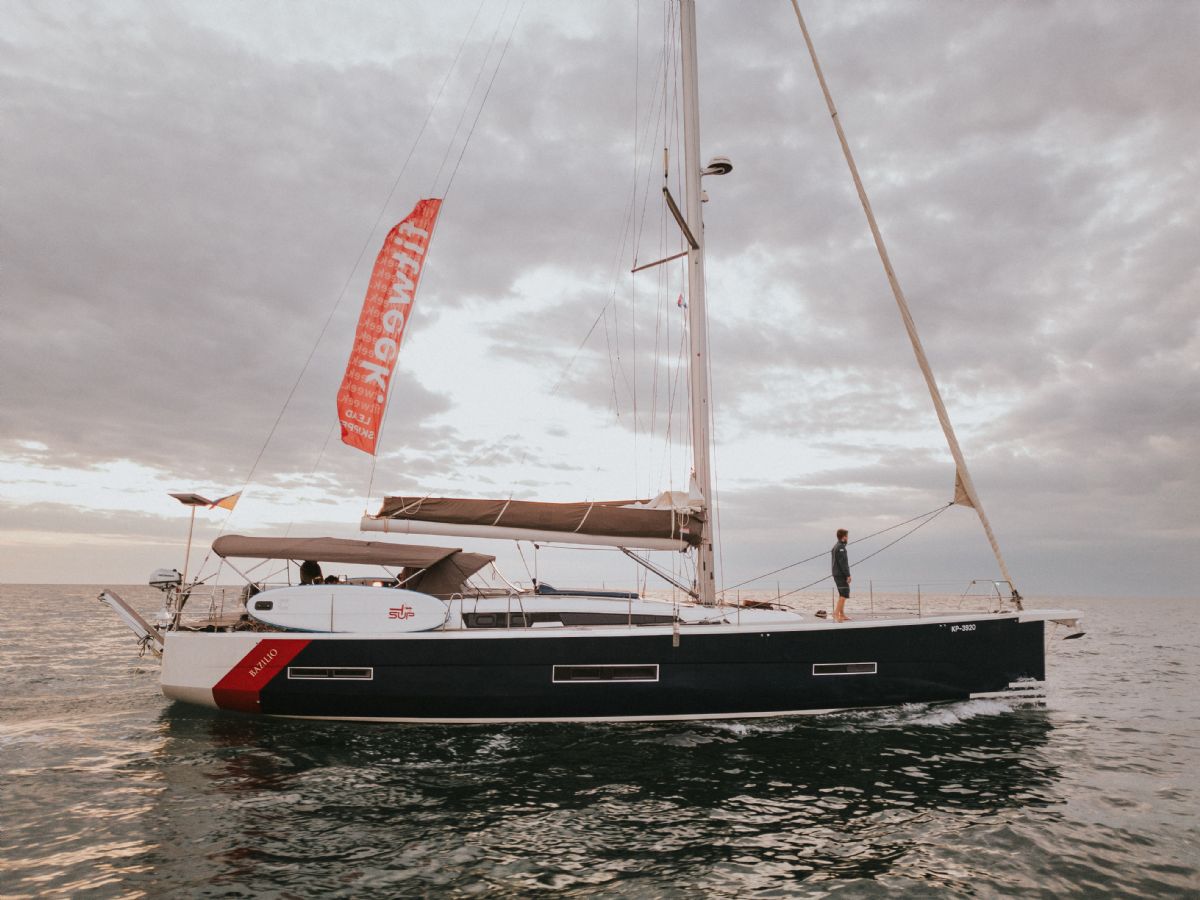 Dufour 56 Exclusive, Motor Yacht