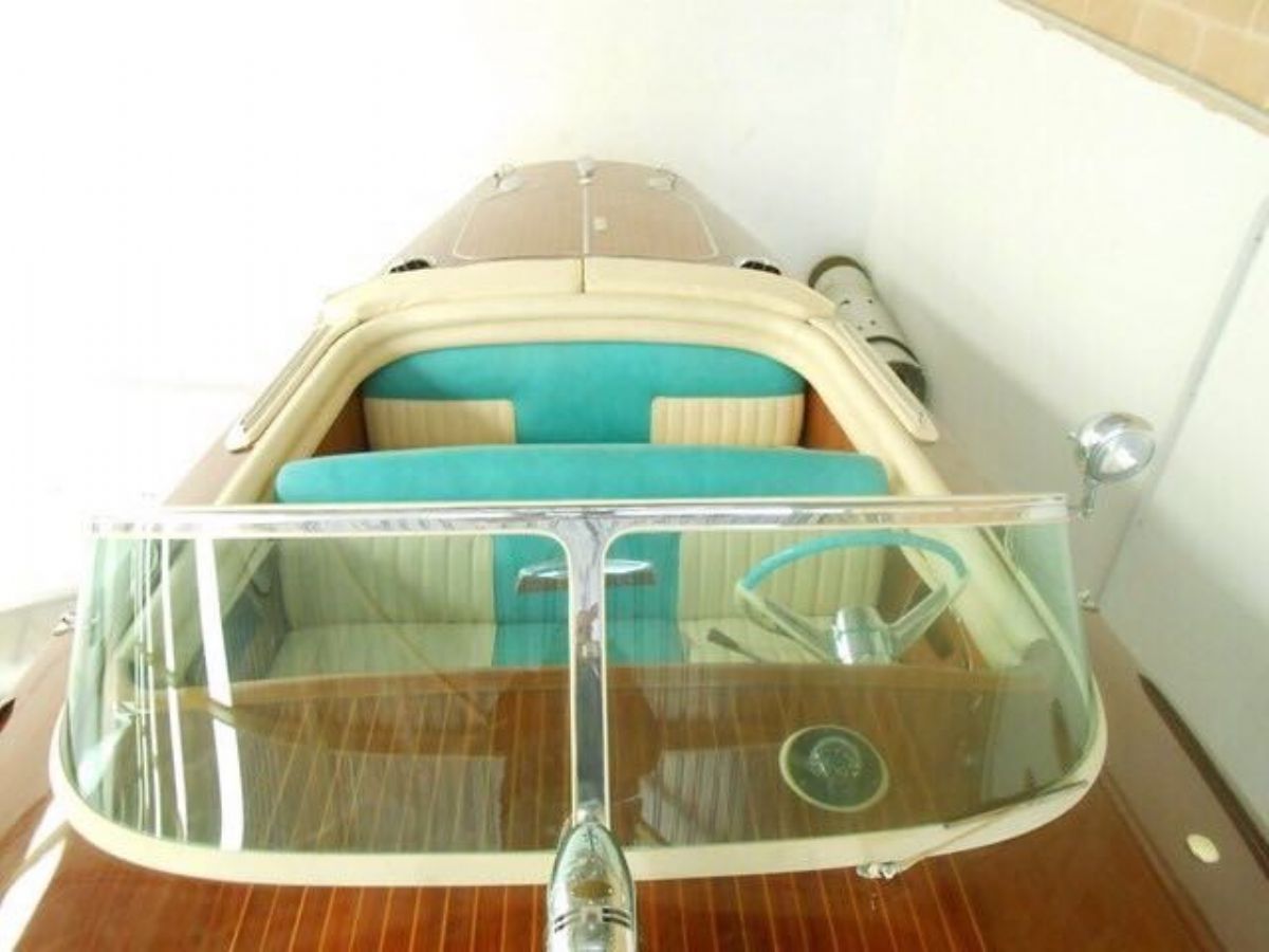Riva Aquarama Special, Motor Yacht